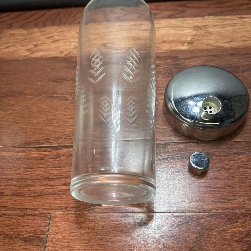 VINTAGE ART DECO ELEGANT TALL GLASS COCKTAIL SHAKER CHROME Etched Design